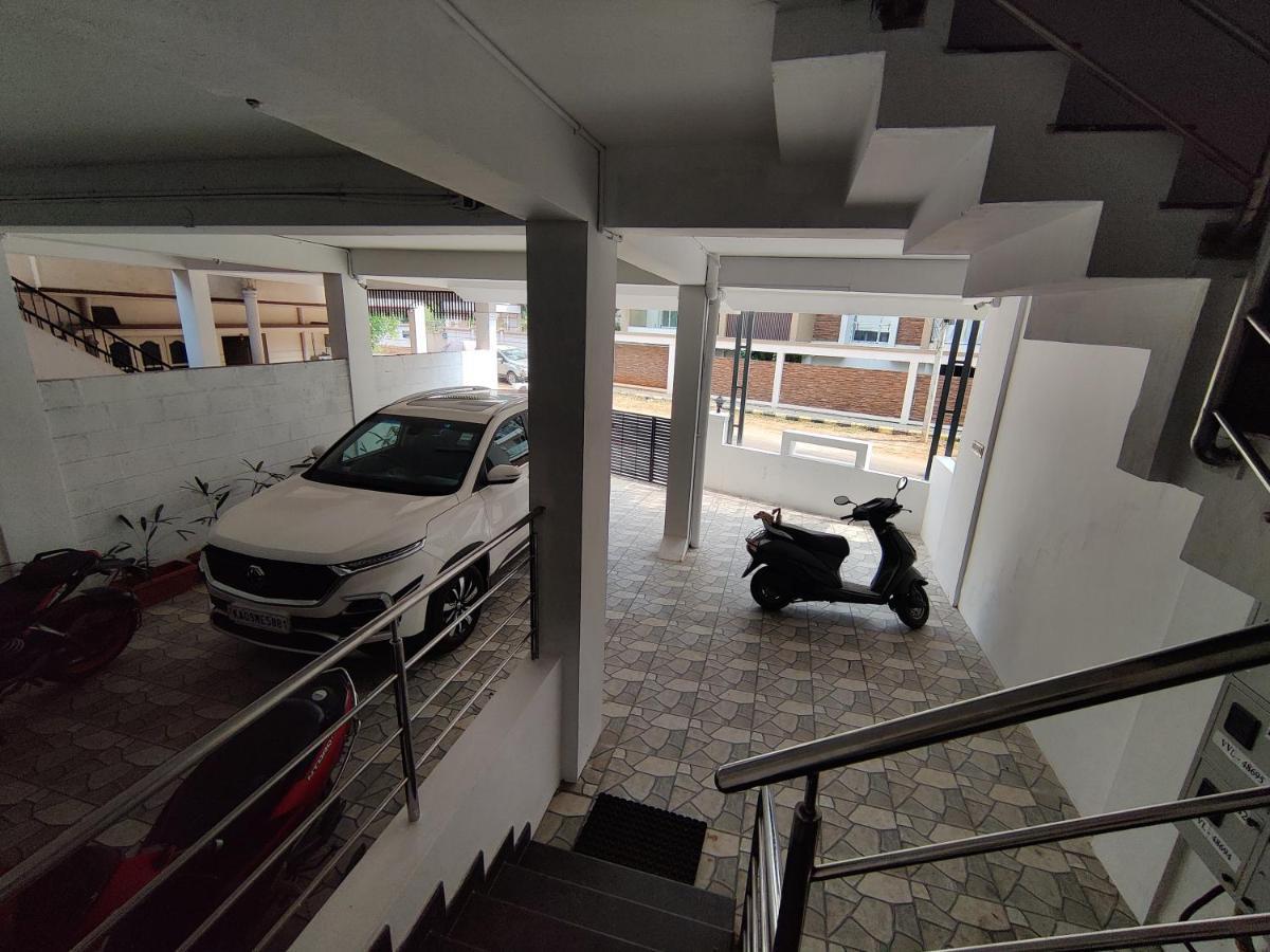 Ferienwohnung Yoga House Vanivilasa Puram Exterior foto