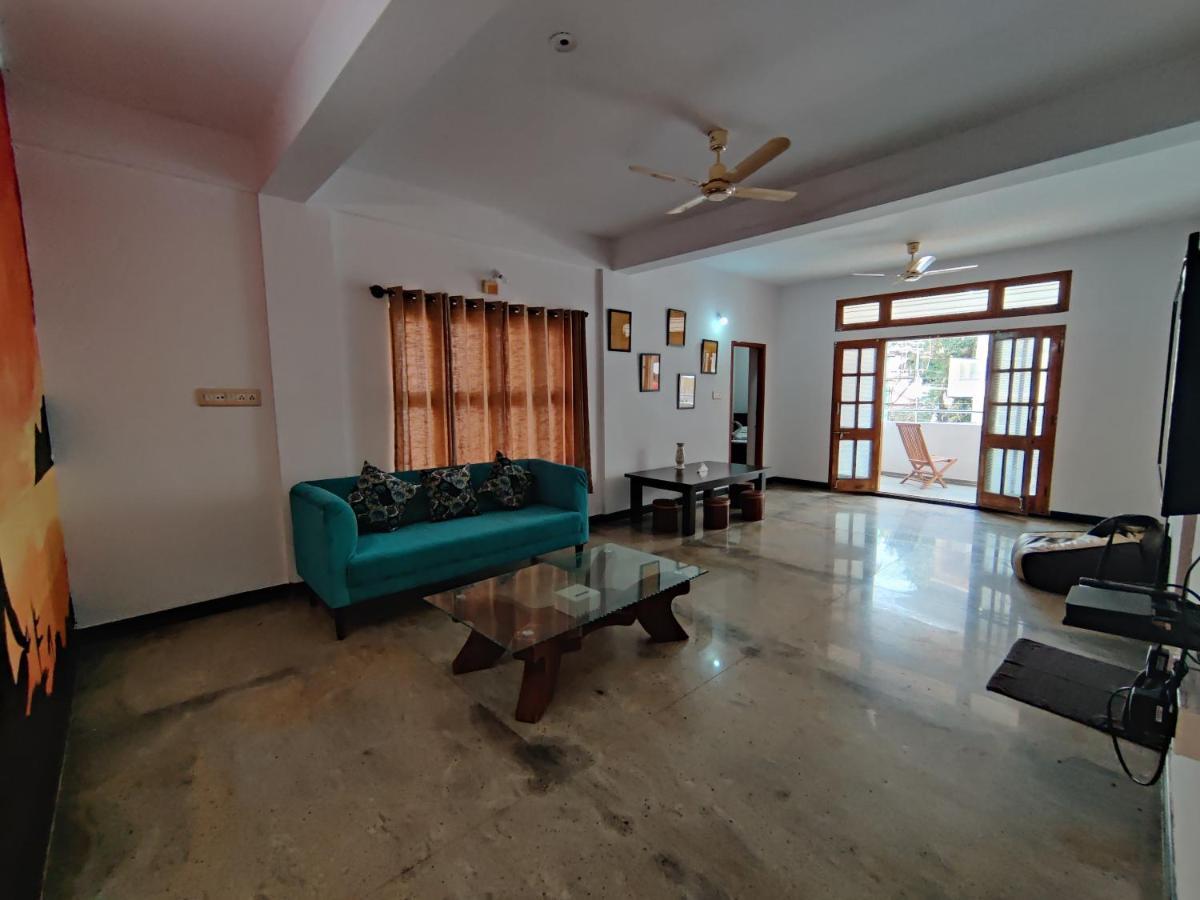 Ferienwohnung Yoga House Vanivilasa Puram Exterior foto